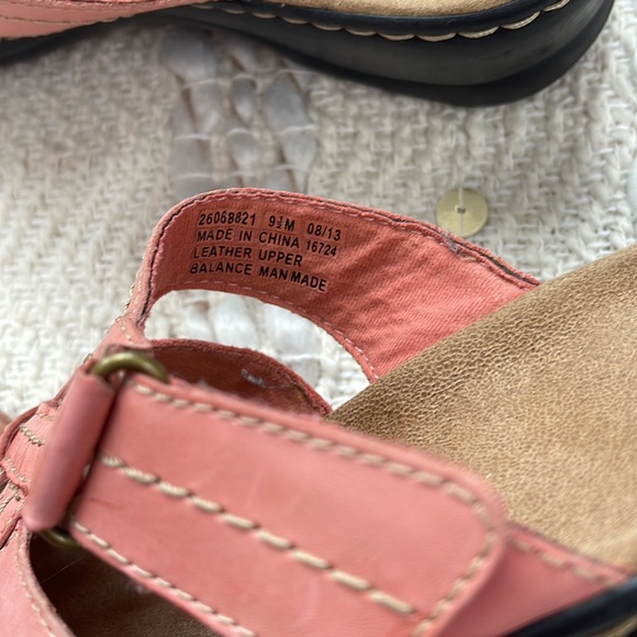 Clarks - Lexi Coral Braided Leather Sandals - Picture 4 of 11